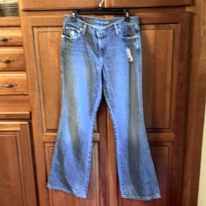 American Eagle loose leg mid rise